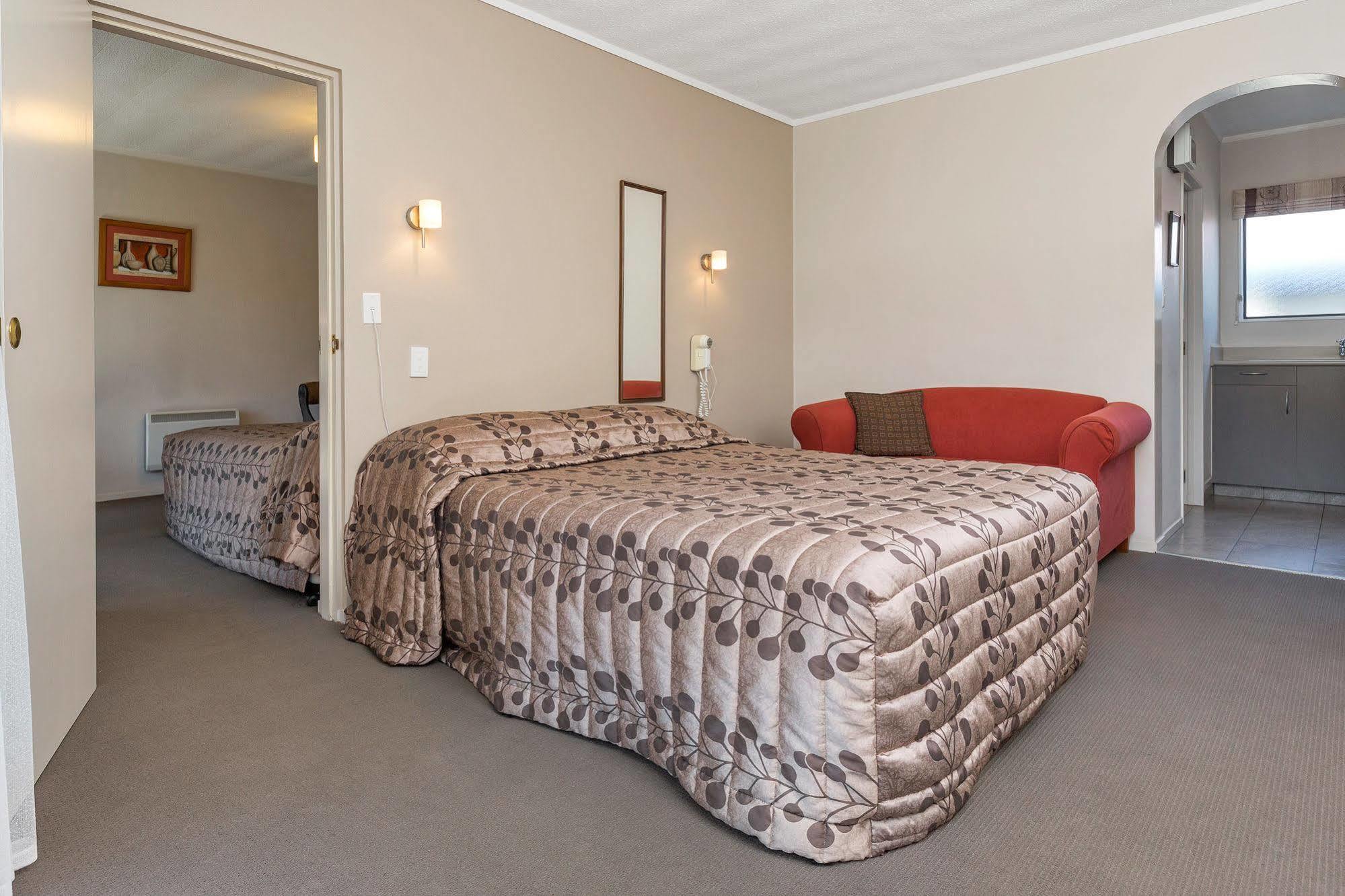 Kingswood Manor 3* Whangarei